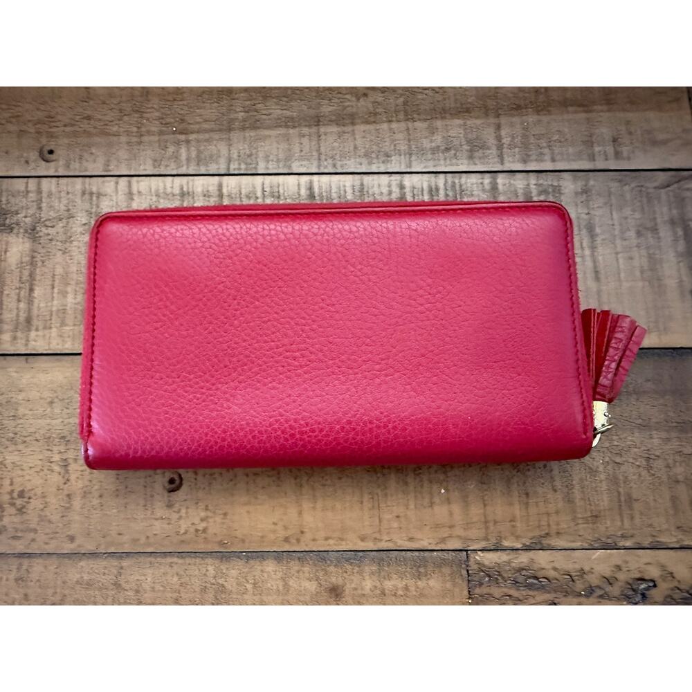 Gucci Soho Wallet Women's Red Leather Zip Around Tassel GG Logo W/COA - Picture 3 of 14
